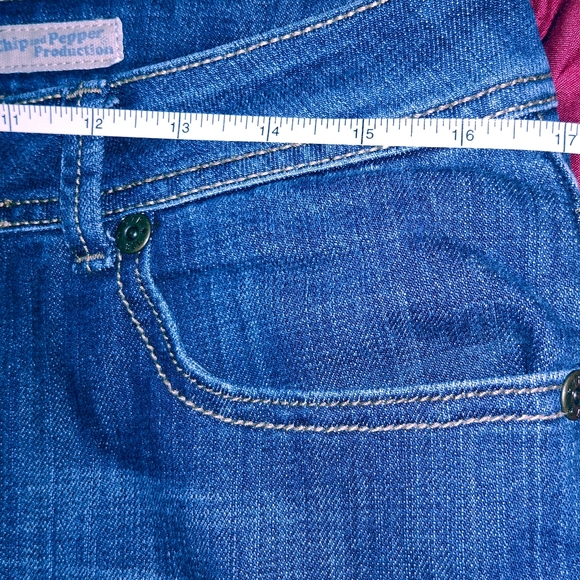 Chip and Pepper Laguna Beach Flare Size 11 Jeans - Picture 6 of 8